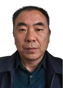 荣新宇